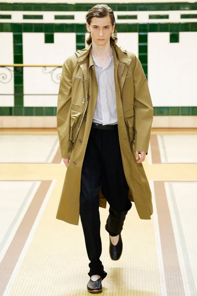 Look 1